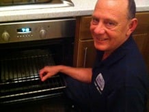 fanie cleaning an oven off web page
