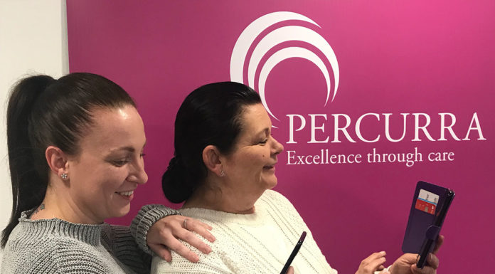 PerCurra staff with App