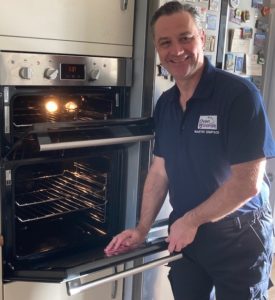 martin cleaning an oven martin cleaning an oven
