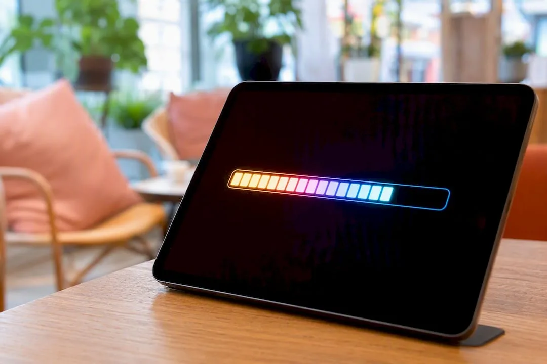 Digital progress bar on tablet screen